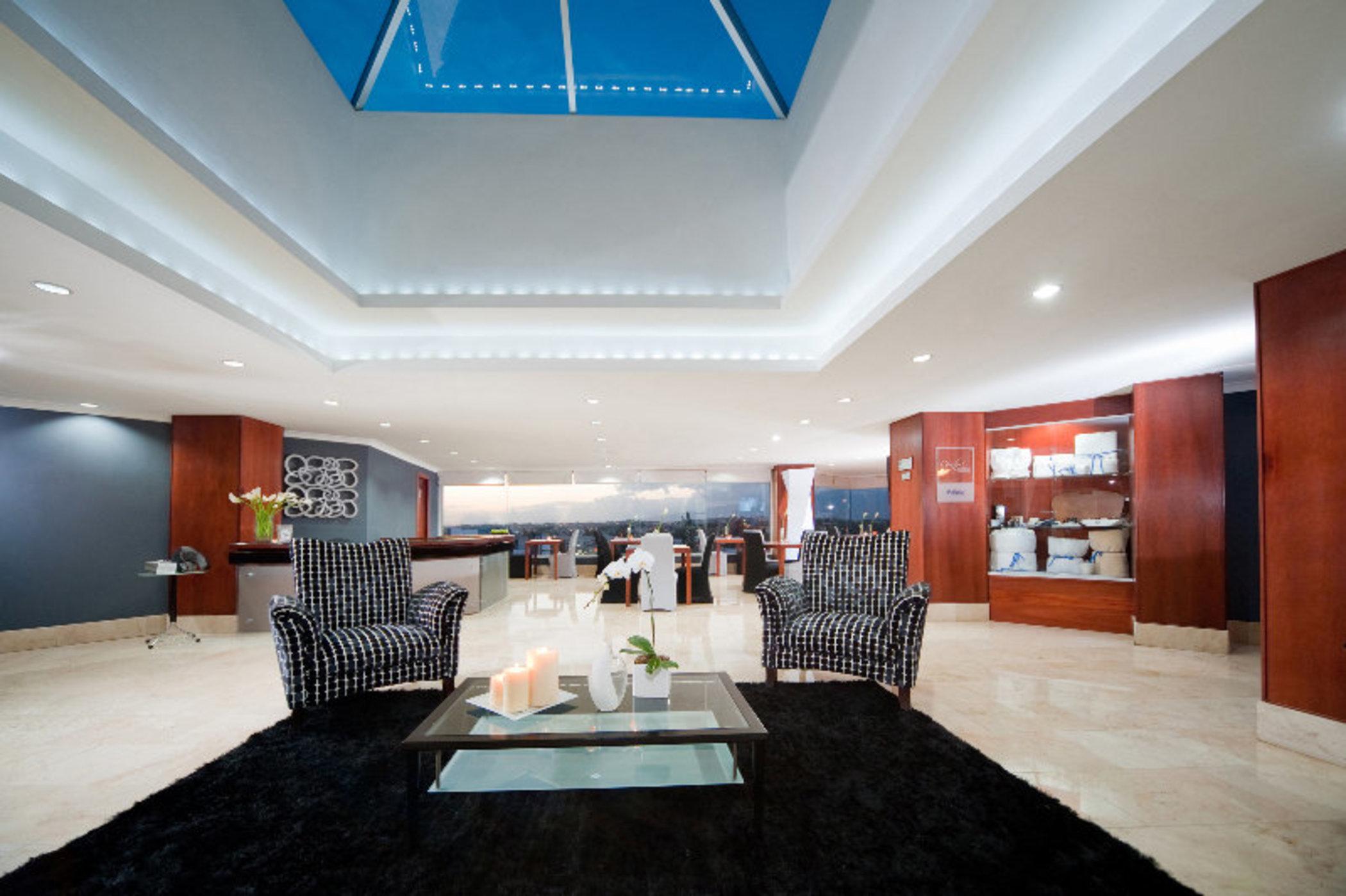 โฮเดลป้า แกรน อัลมิรันเต้ โฮเต็ล Hotel ซานติอาโก เด ลอสกาบาเญโรส ภายนอก รูปภาพ
